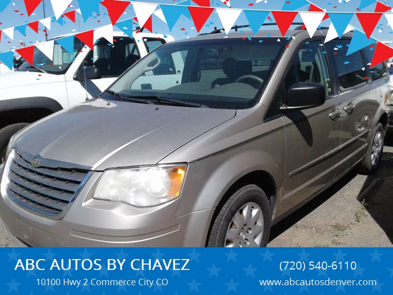 2009 Chrysler Town and Country - Commerce City, CO